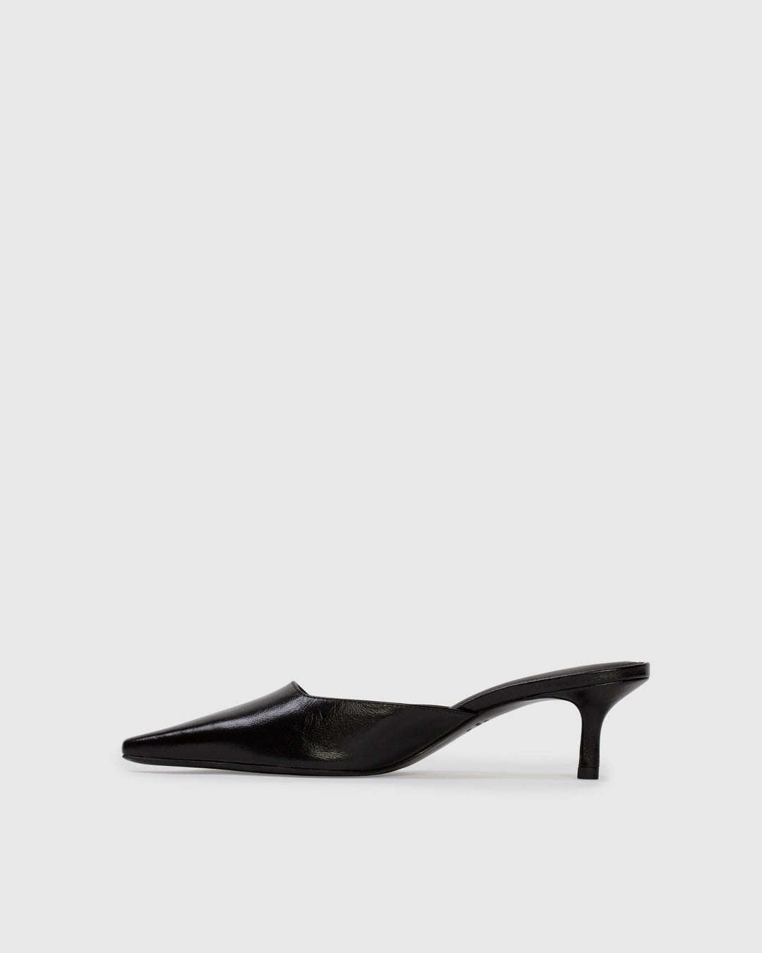 Riley 50 Mule Black