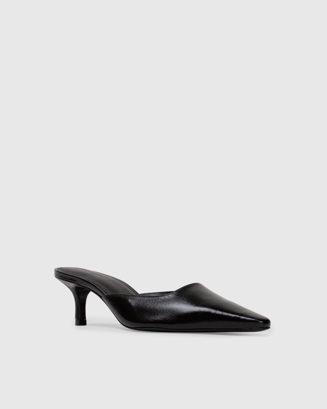 Riley 50 Mule Black