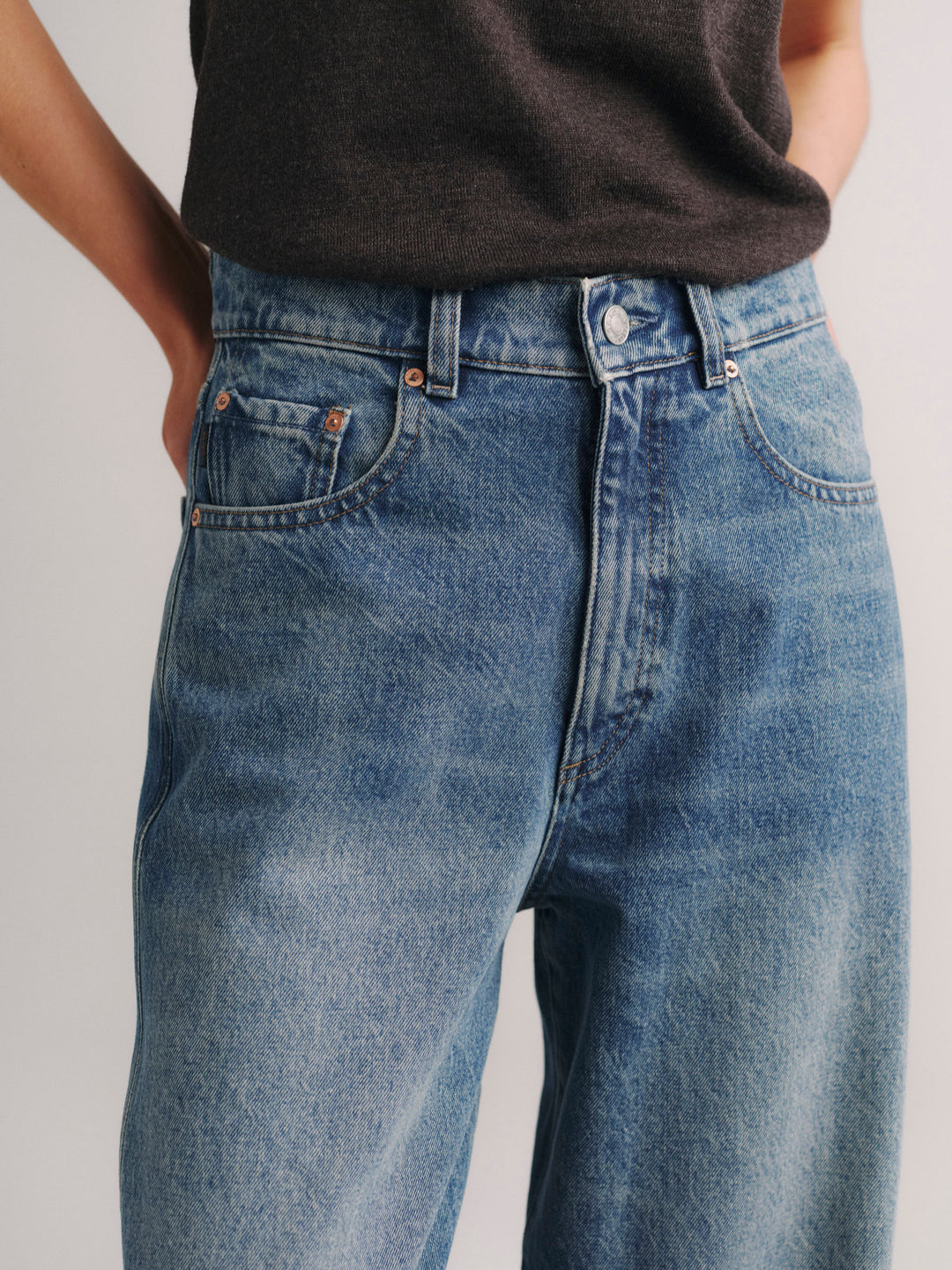 Taylor Relaxed Barrel Ultra High Rise 31" Jeans Endless Sea