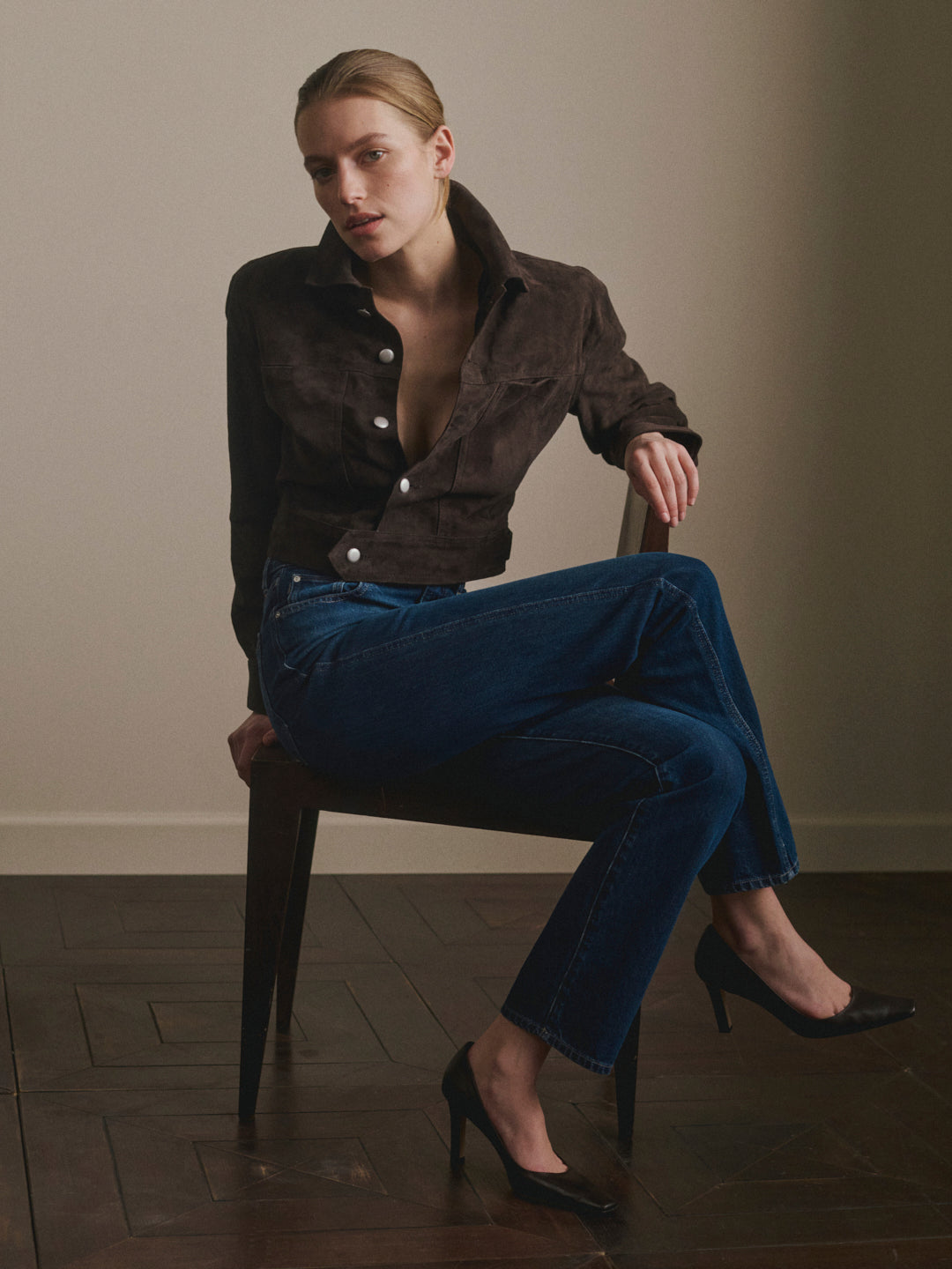 Cate Classic Straight High-Rise 31" Jeans December