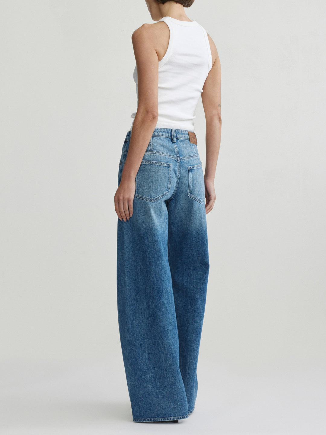 Alex Baggy Wide Leg Low-Rise 32" Jeans  Authentic