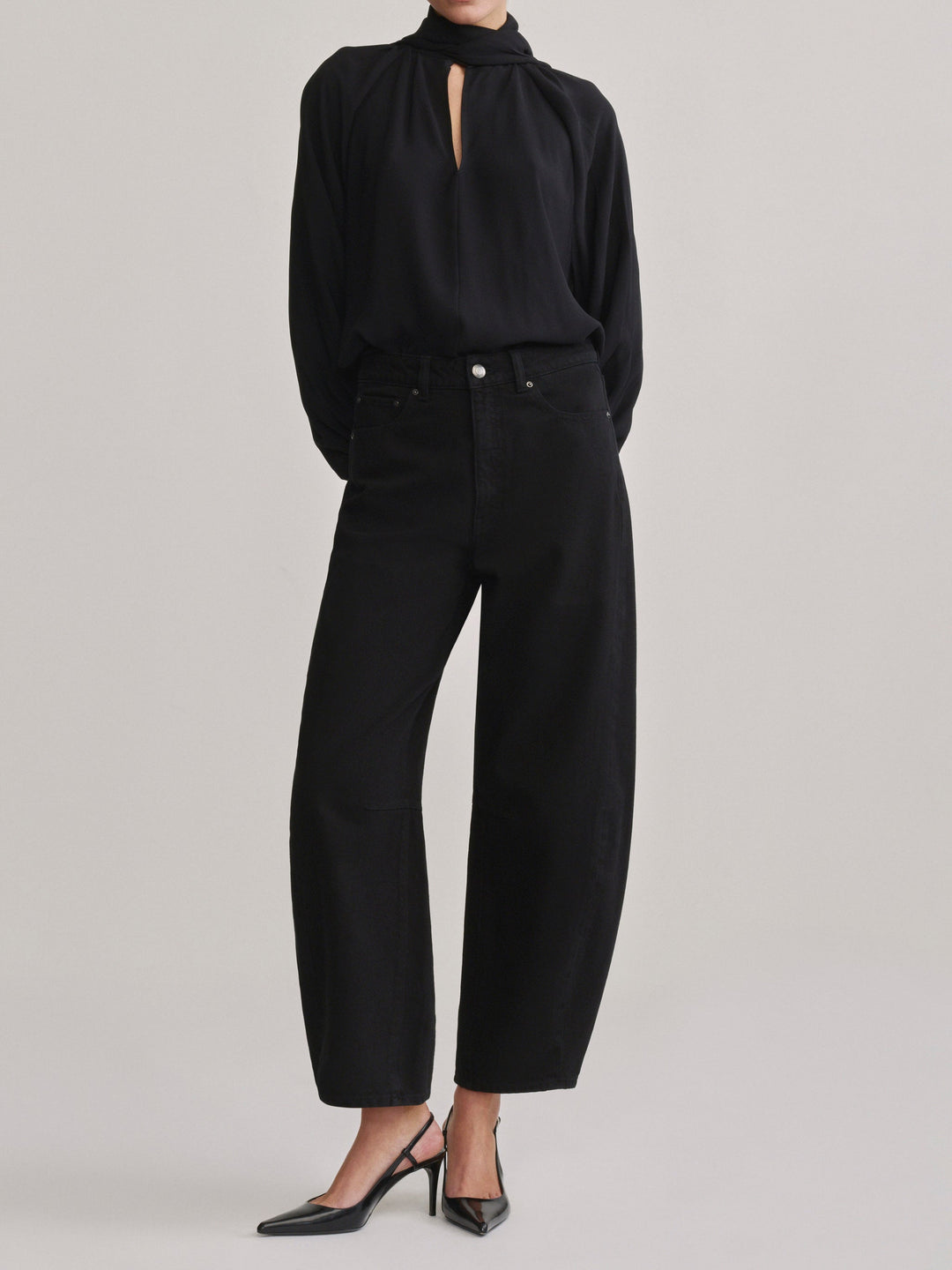Miro Barrel High-Rise 28" Jeans Black