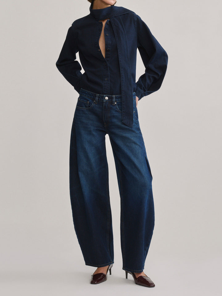 Rori Horseshoe Mid-Rise 31" Jeans Ventura