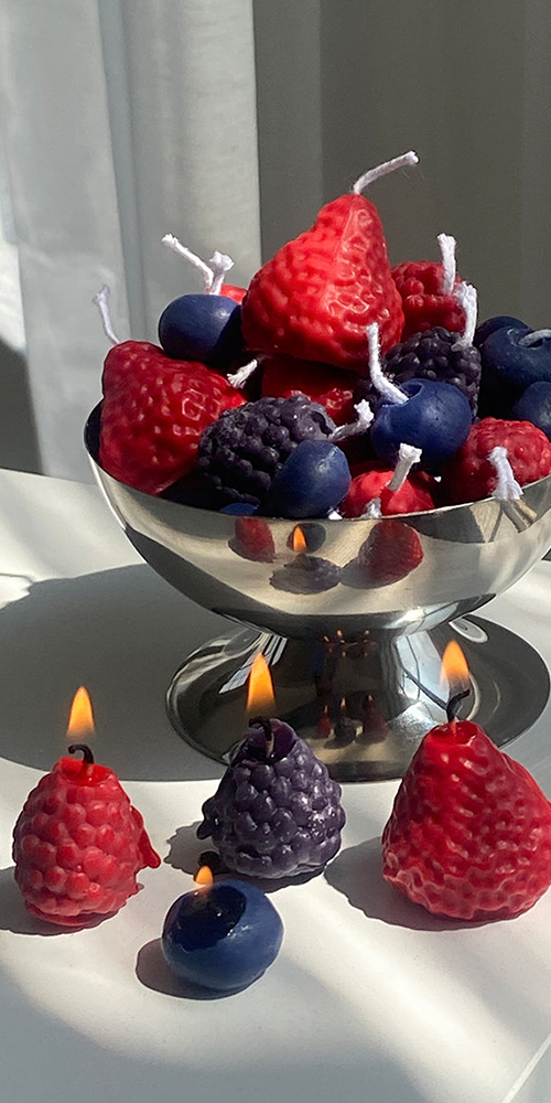 Mixed Berry Candles - 16 Pack