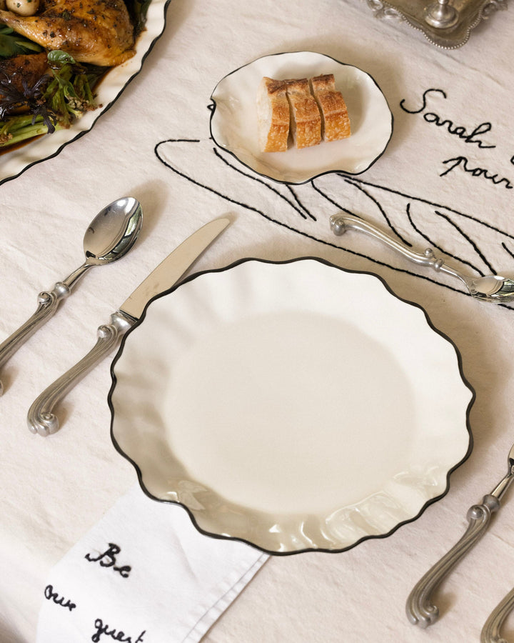 Ribbon Dinner Plate