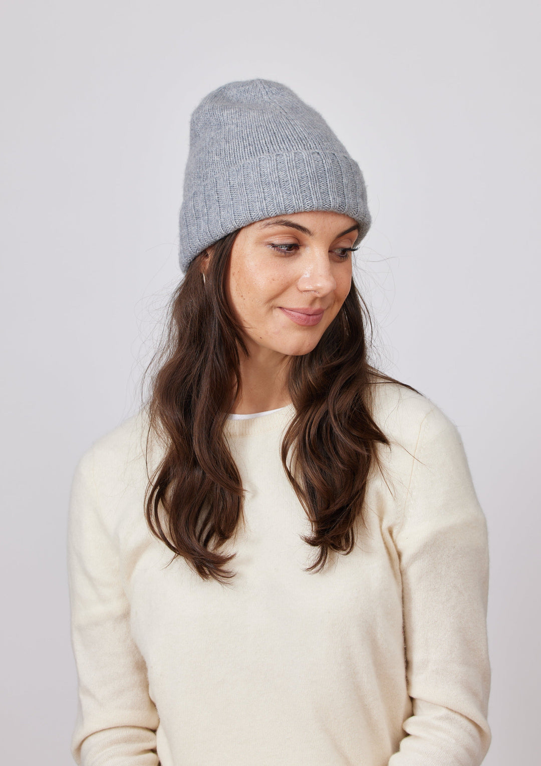 Classic Cashmere Slouchy Beanie Grey