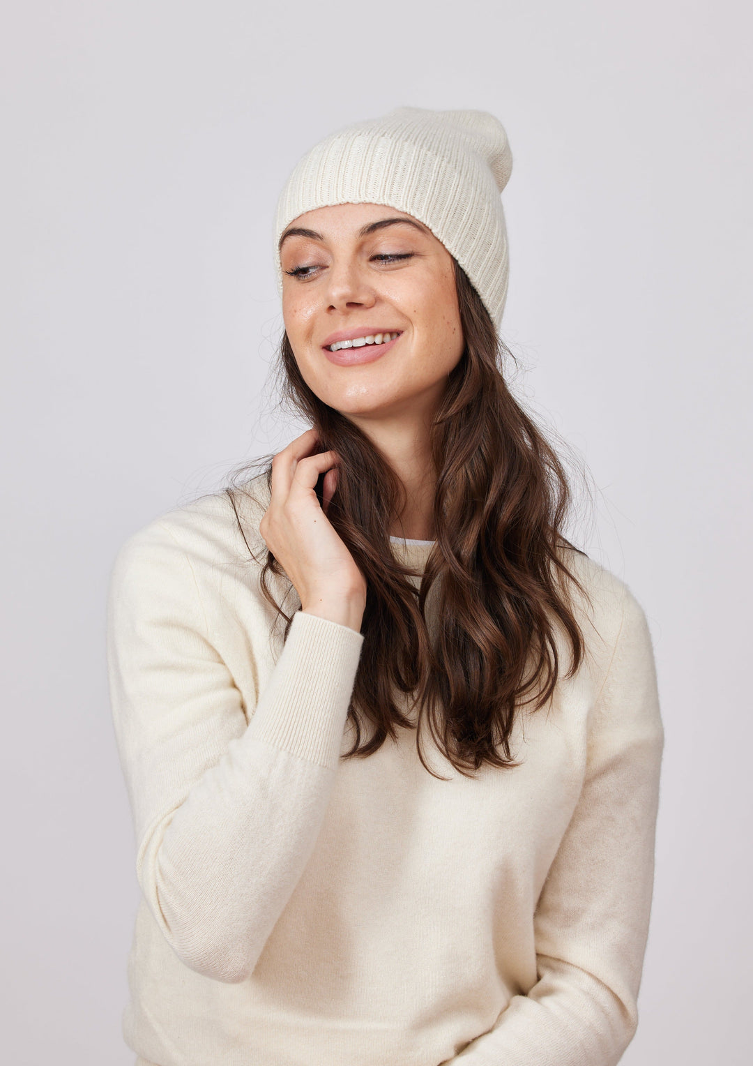 Classic Cashmere Slouchy Beanie Ivory