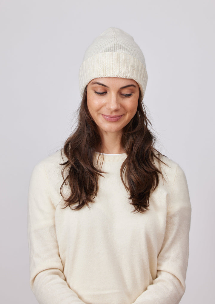 Classic Cashmere Slouchy Beanie Ivory