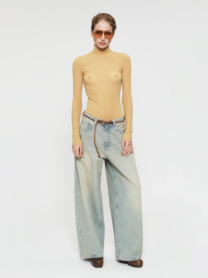 Roomy Jean Ghost Blue