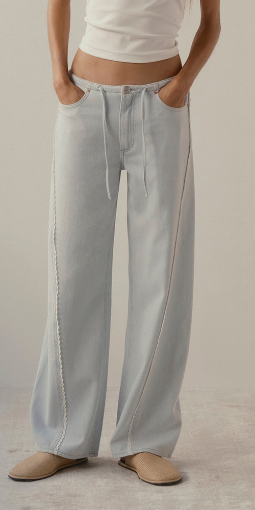 Sienna Low-Slung Wide Leg Relaxed 31” Jeans Saltstone Lace