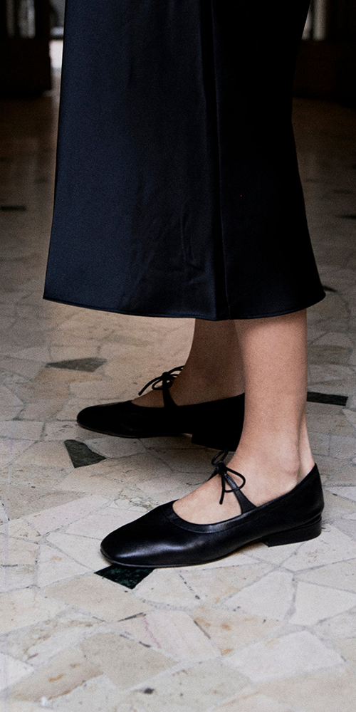 Lola Mary Jane Flat Black