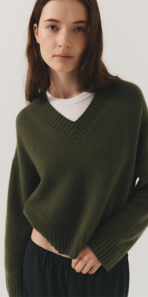 Filippa V-Neck Cashmere Sweater