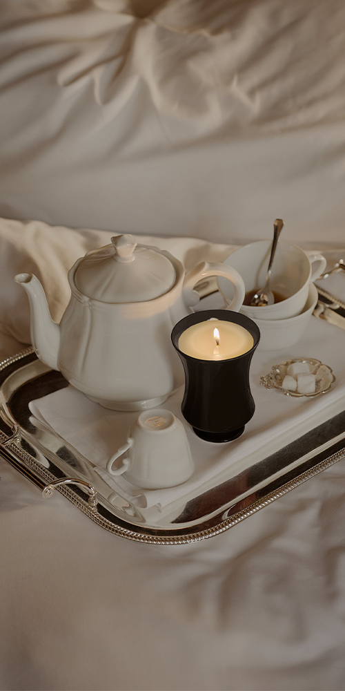 Lacquered Rose Candle
