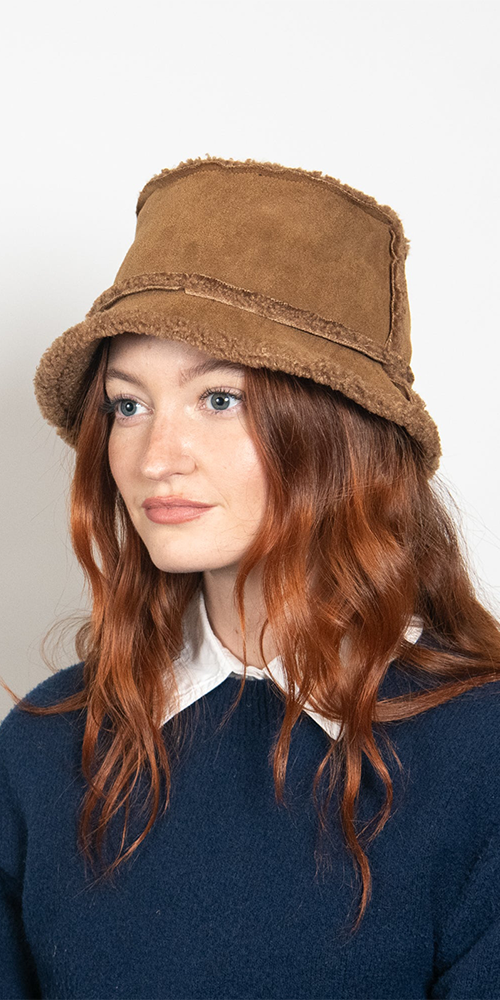 Astrid in Brown