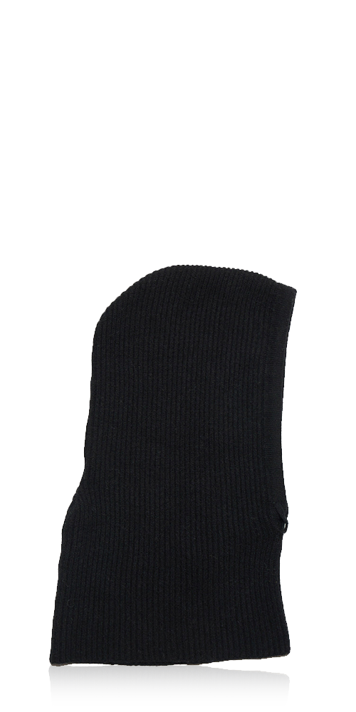 Greta in Black