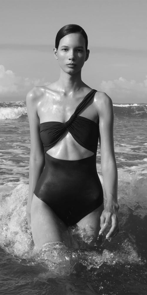 Narcissus One-Piece in Navy