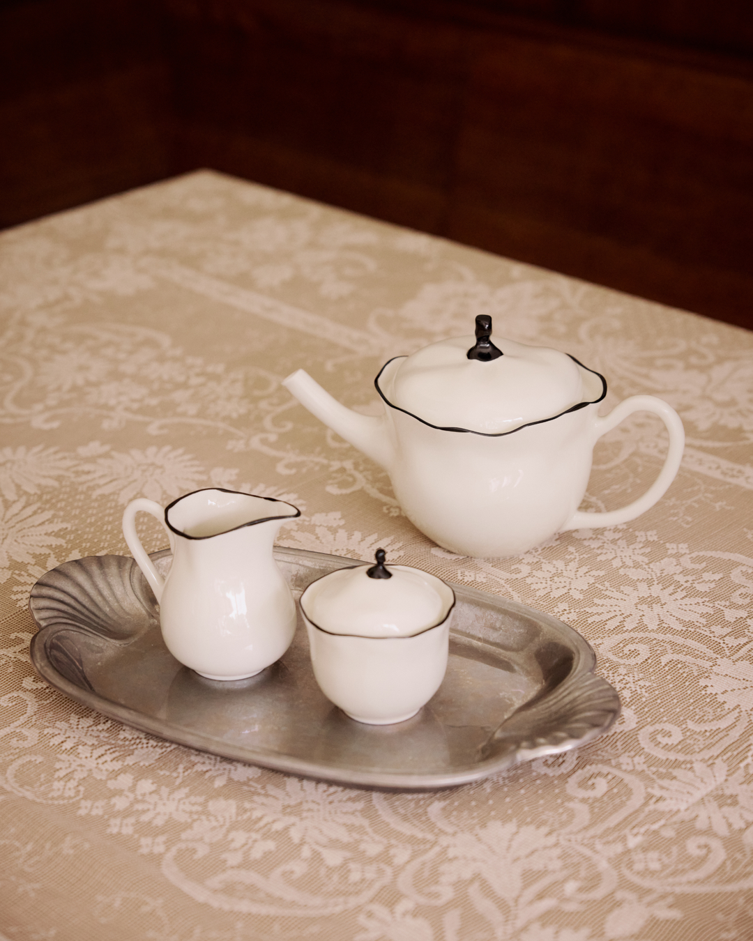 Ribbon Teapot