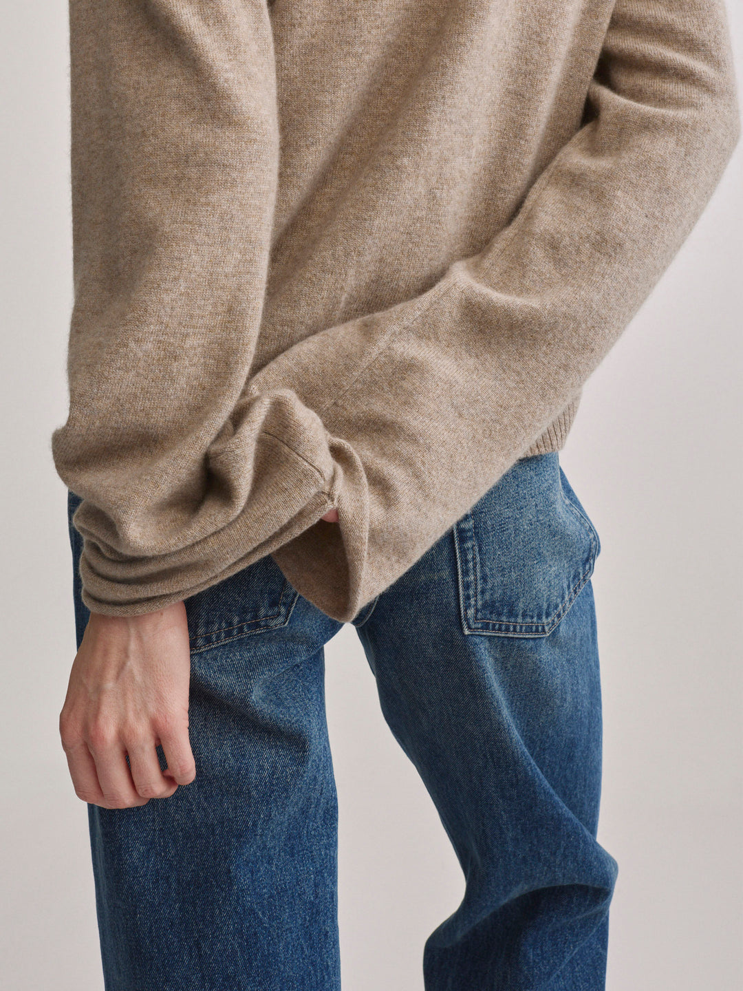 V-Neck Long Sleeve Cashmere Knit Sweater Stone