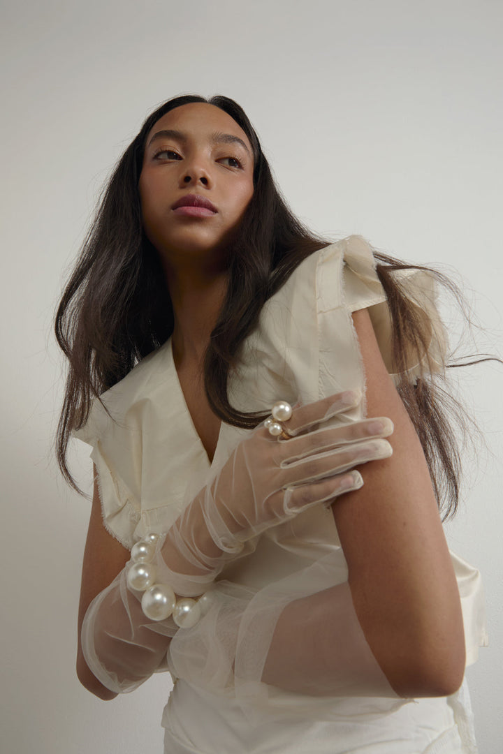 Sheer Opera Gloves Pearl
