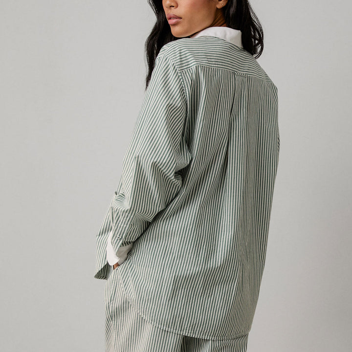 Airy Cotton Curved Hem Shirt