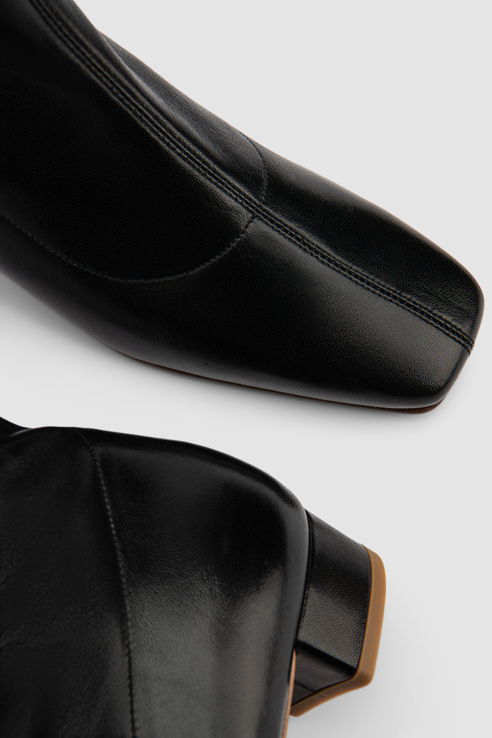 Este Leather Ankle Boot Black