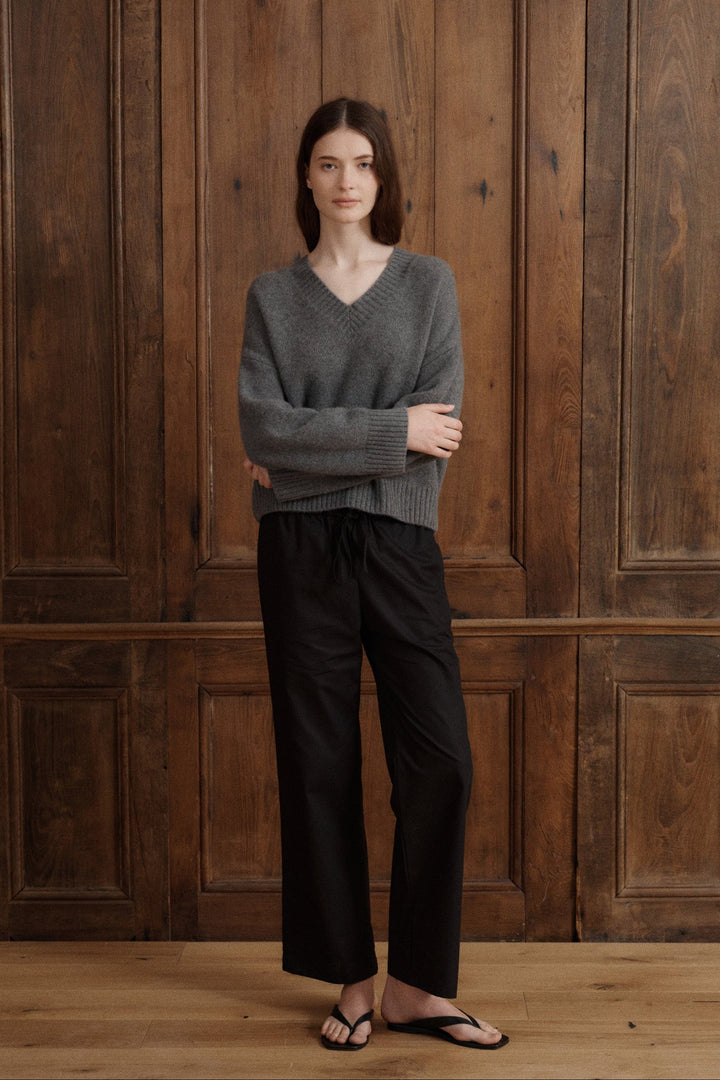 Filippa V-Neck Cashmere Sweater