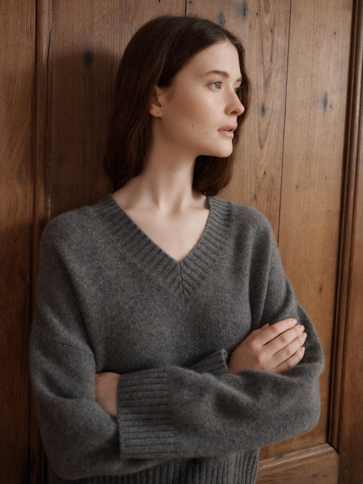 Filippa V-Neck Cashmere Sweater