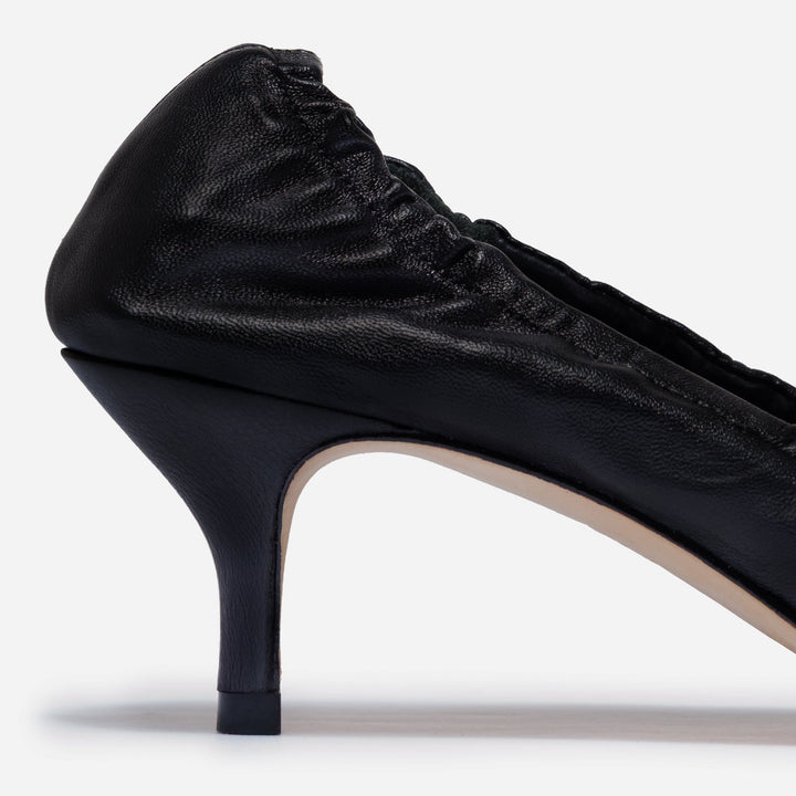 Manu Ruched Pump