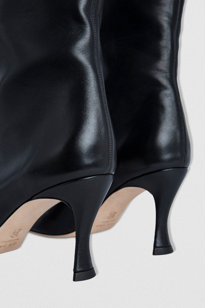 Stevie 42 Leather Boot Black