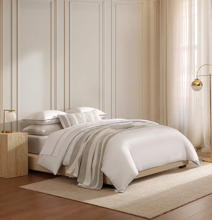 Lumière Luxe Duvet Cover with Piping