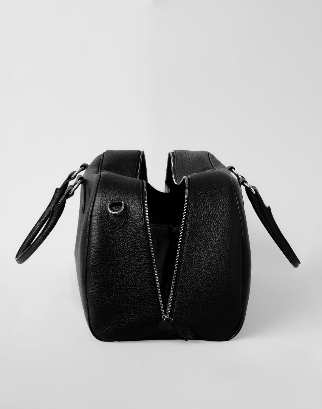 La Via Leather Weekender Bag