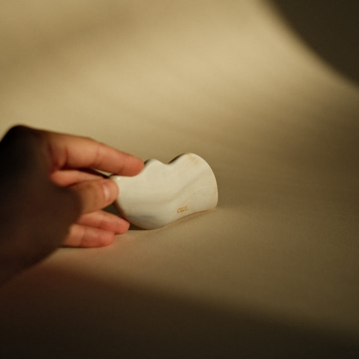 Natural Agate Cloud Gua Sha for Face and Body Massage