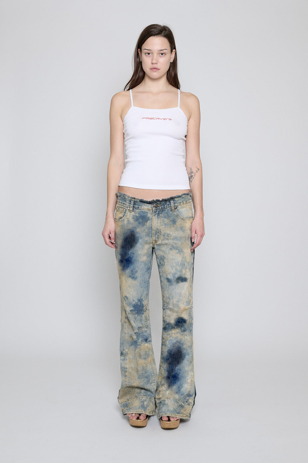 Low Rise Frayed Jeans Dune Wash