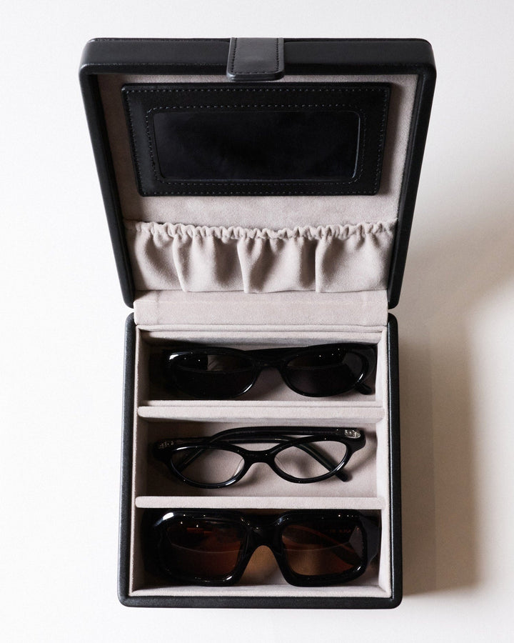 Capsule Case