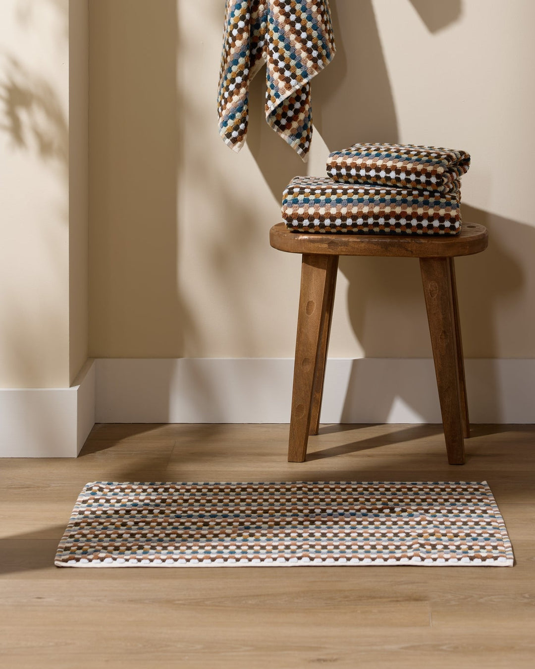 Organic Mosaic Tub Mat Multi