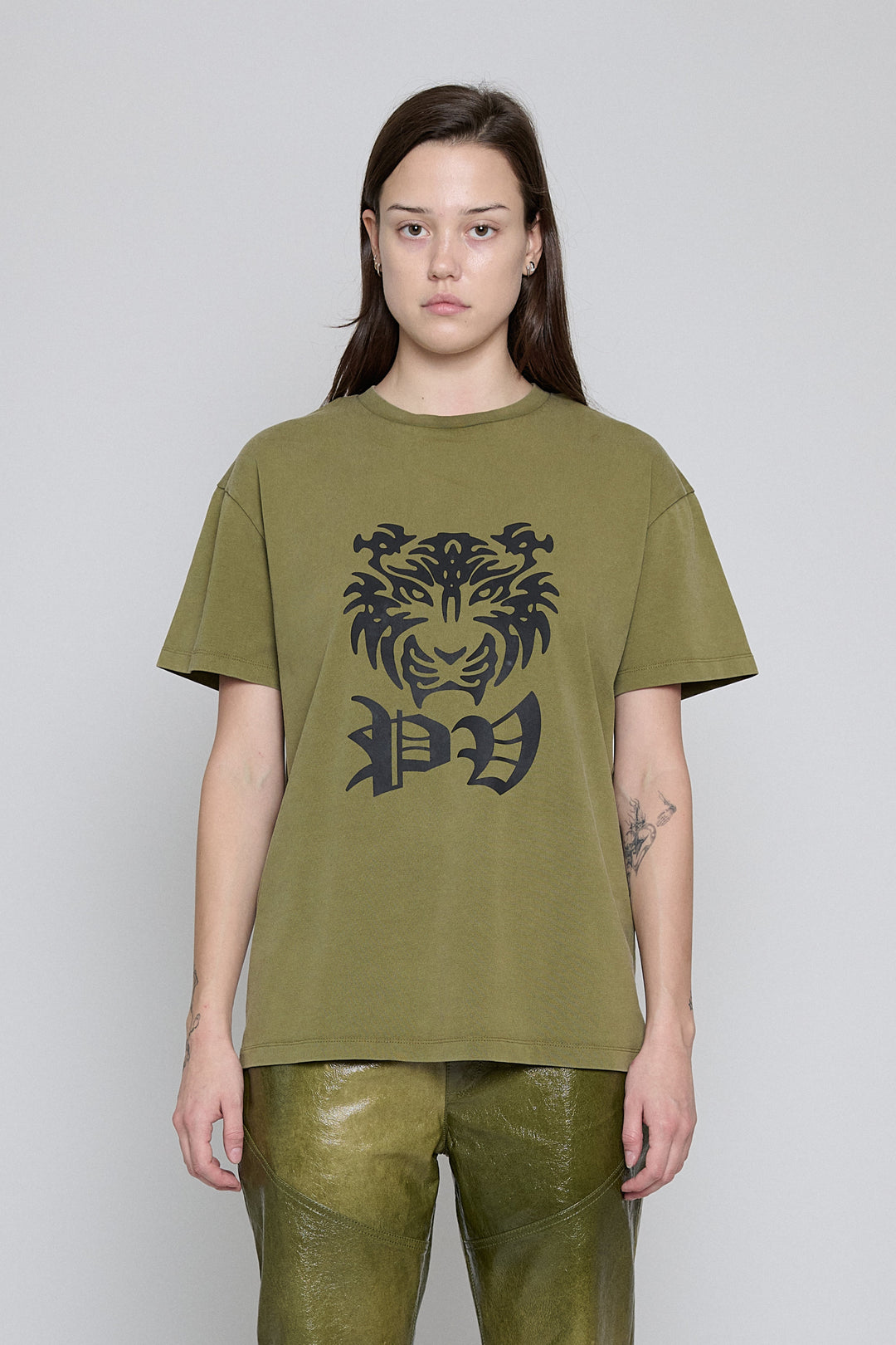 PV Tiger Printed Tee Olive