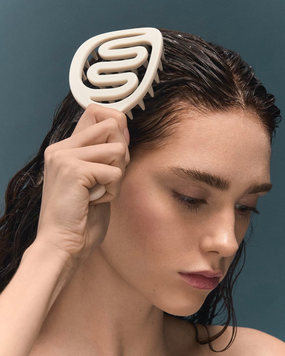 The Scalp Massager - Stimulating Silicone Scalp Brush