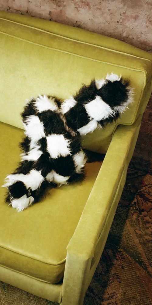 Soft-Core Knot Pillow