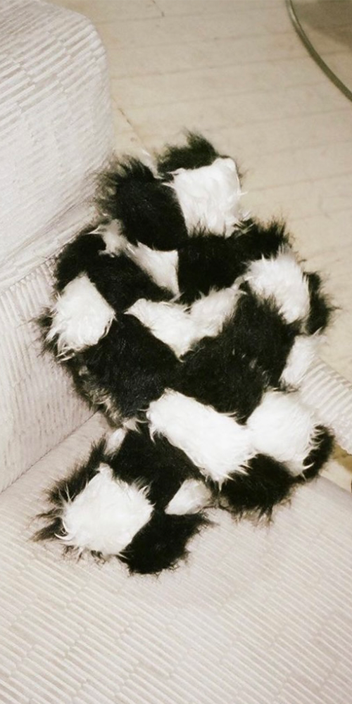 Soft-Core Knot Pillow